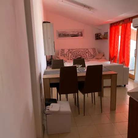 Relax Sea View Attic Apartment *