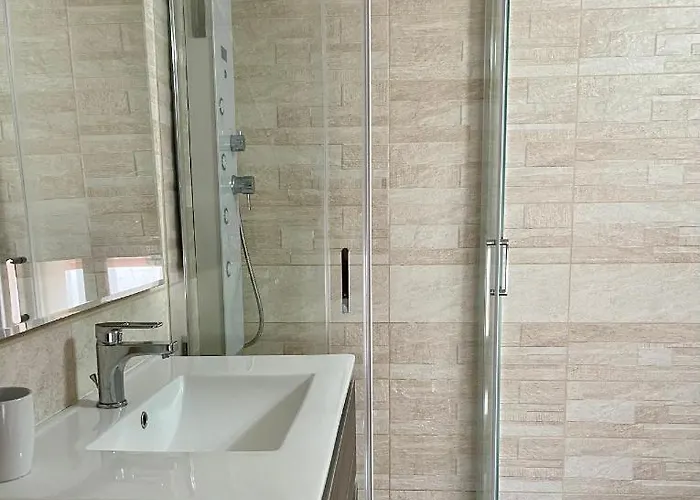 公寓 Relax Sea View Attic